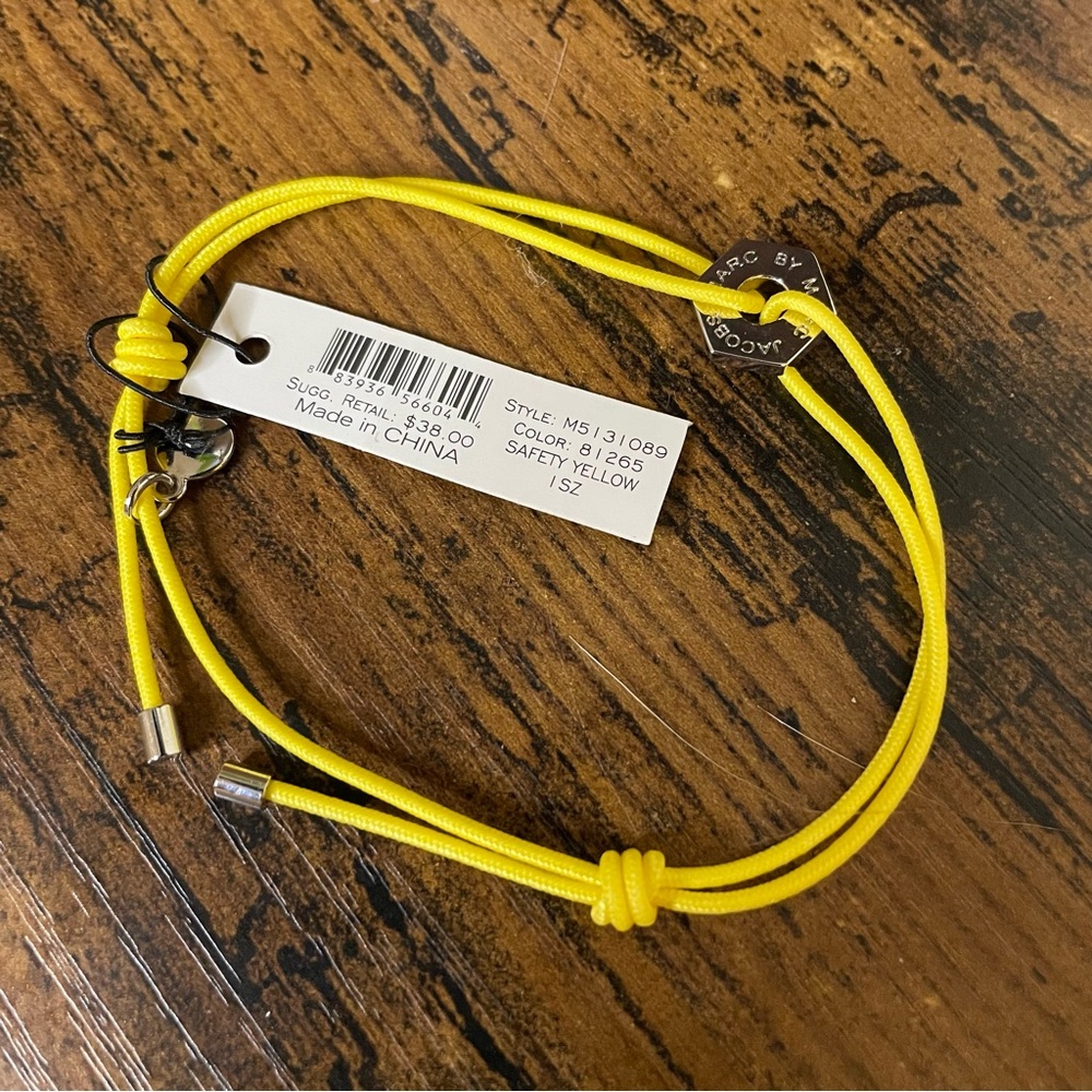 Marc by Marc Jacobs Yellow Cord Bolt Bracelet NWT - Picture 3 of 4